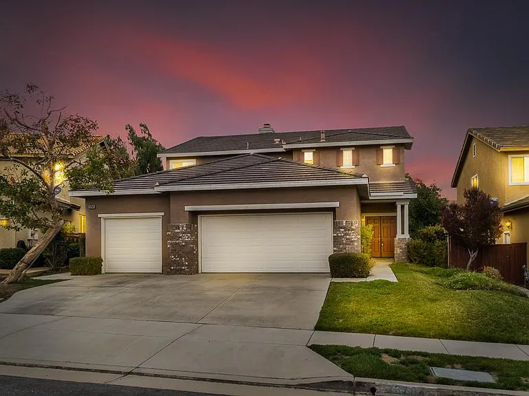 23764 Cloverleaf Way — Photo 36