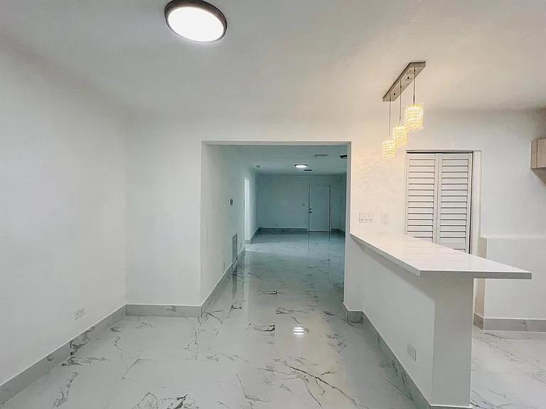 525 NW 22nd Ave — Photo 15