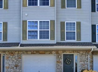 425 Fisher Dr, York, PA 17404