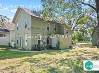 493 Catherine Ave #1, Muskegon, MI 49442