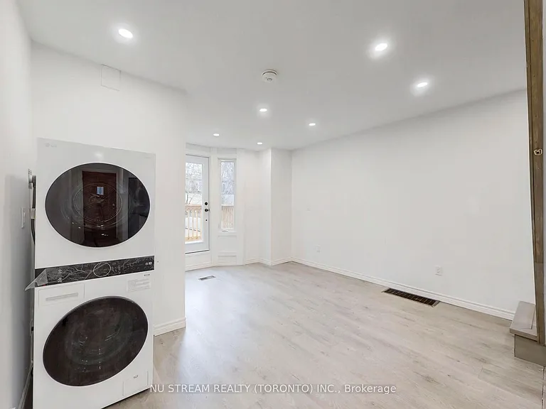 393 Jones Ave #UPPER — Photo 7