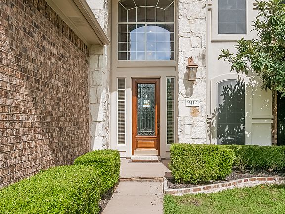 4th image of 9412 Lisi Anne Dr