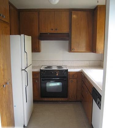1st image of 495 Whitman St APT C