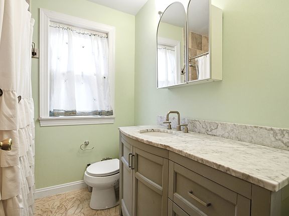 5th image of 5221 N Marmora Ave