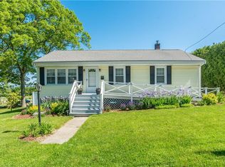 114 Grinnell Ave, Tiverton, RI 02878
