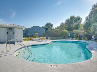 2741 Bay Club Dr, Navarre, FL 32566