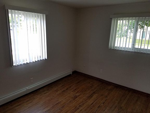 3rd image of 2118 Allied Dr #4