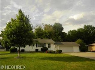 447 Mapleview Rd, Macedonia, OH 44056