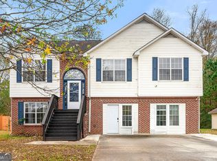 2907 Stone Creek Dr, Rex, GA 30273