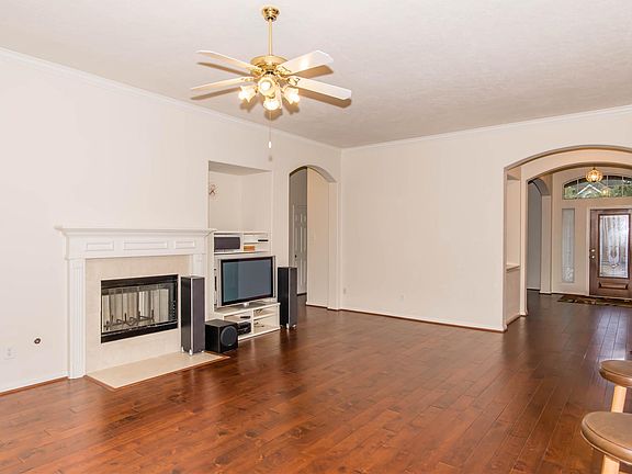 5th image of 9115 Sunny Ridge Dr