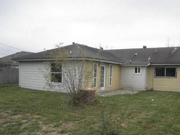 2nd image of 1220 Glencrest Dr