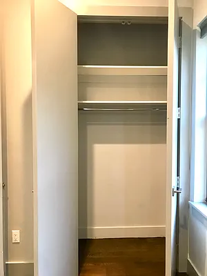 Rented by Nooklyn NYC LLC | media 31