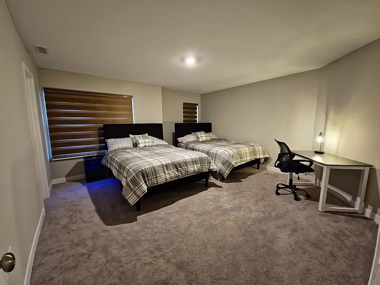 3131 Kent Dr — Photo 36