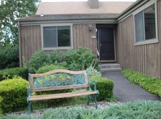 373 Piute Ln, Stratford, CT 06614