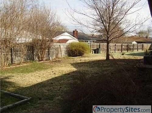 4th image of 632 Emerwood Ct