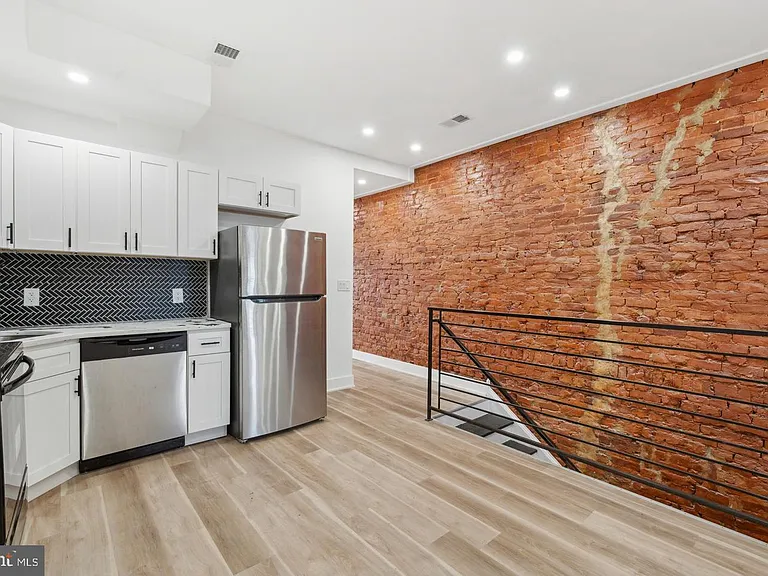 3103 N 9th St #B — Photo 2