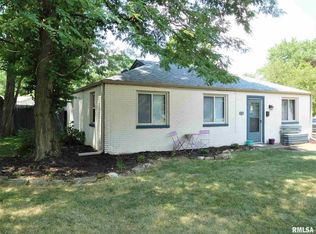 307 Fulton Rd, Marquette Heights, IL 61554