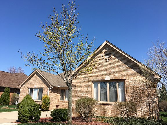 2nd image of 54604 Berryfield Dr