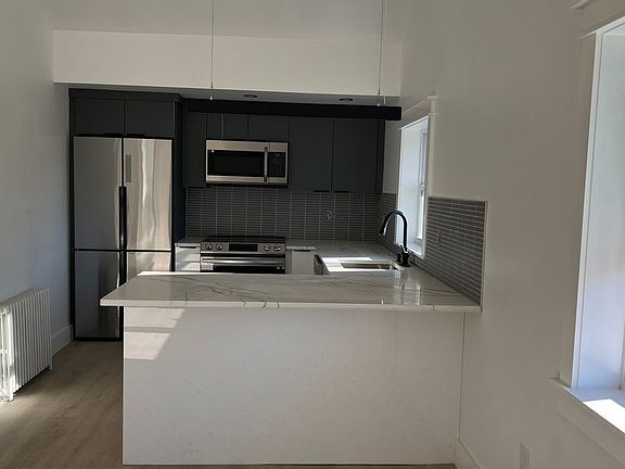 3rd image of 58 Caldwell St