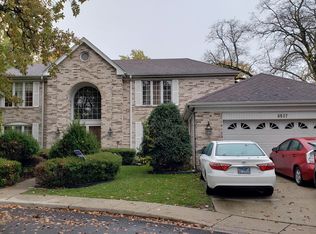 6517 N Longmeadow Ave, Lincolnwood, IL 60712
