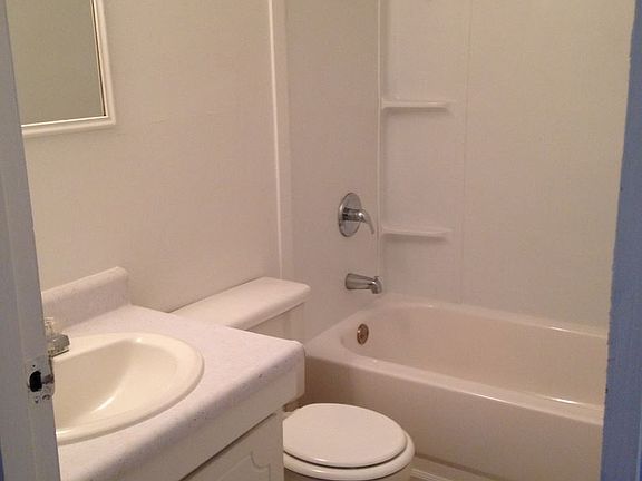 5th image of 801 N Red Bud Trl APT 11