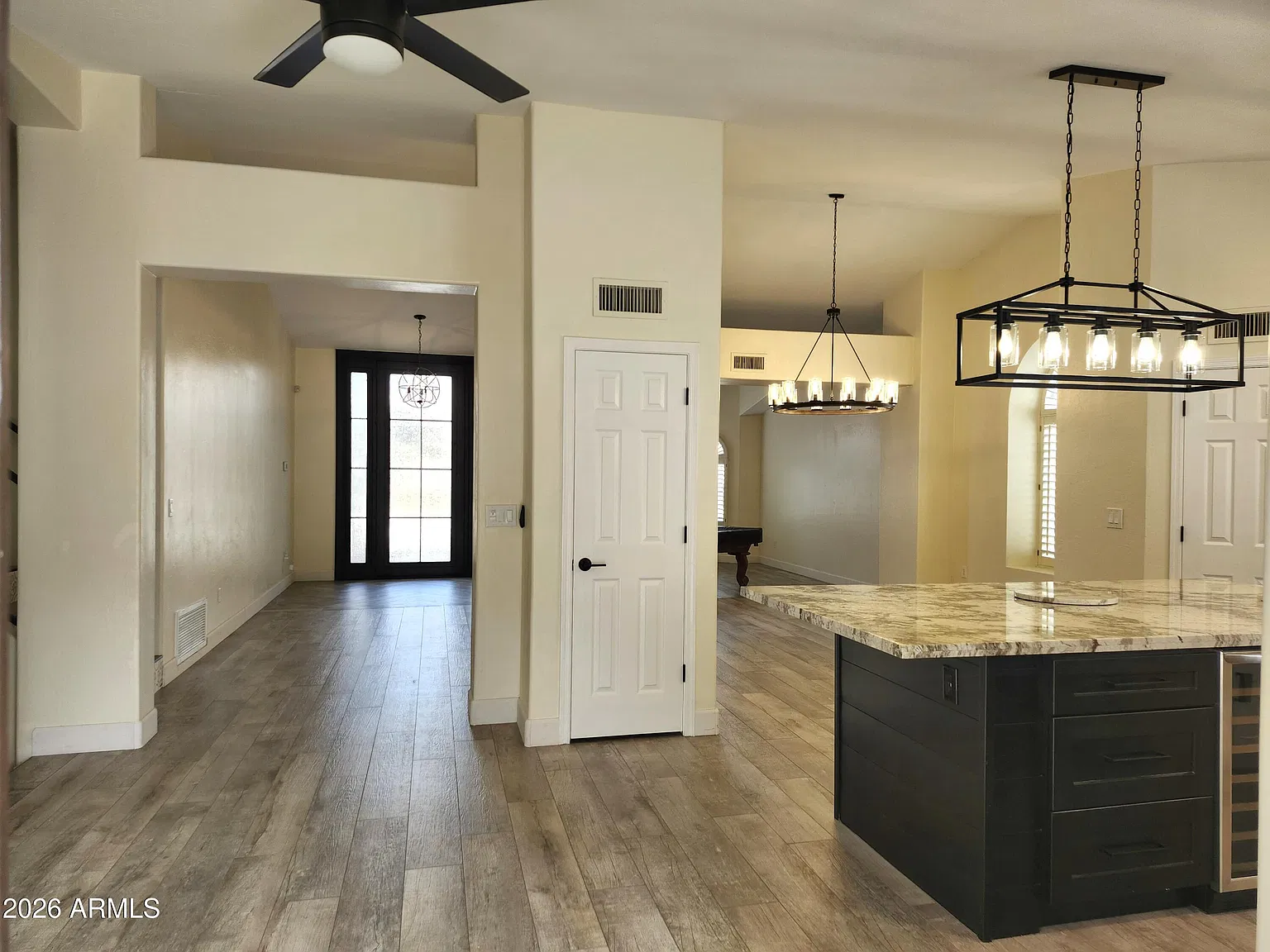 4 bed, 3.0 bath, 3635 sqft, $4,200 — Photo 3