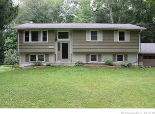 10 Christy Hill Rd, Gales Ferry, CT 06335
