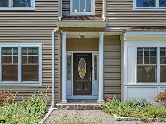 4th image of 1364 Tabor Rd