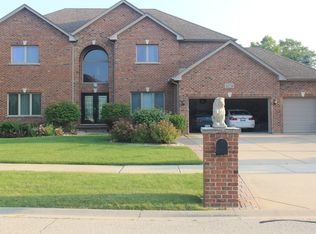 12734 Barrow Ln, Plainfield, IL 60585