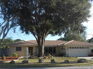 3231 Shamrock Dr, Venice, FL 34293