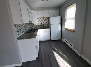 50 N McAree Rd #4, Waukegan, IL 60085