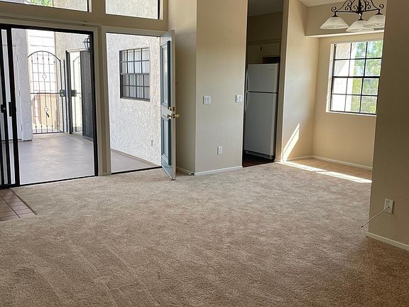 Living Room & Dinning Room