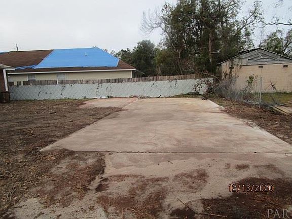 3rd image of 2400 N 7th Ave