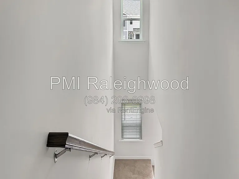 108 Clementine St — Photo 13