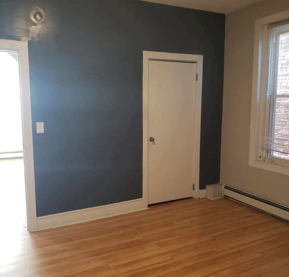 232-234 E Hanover St — Photo 4