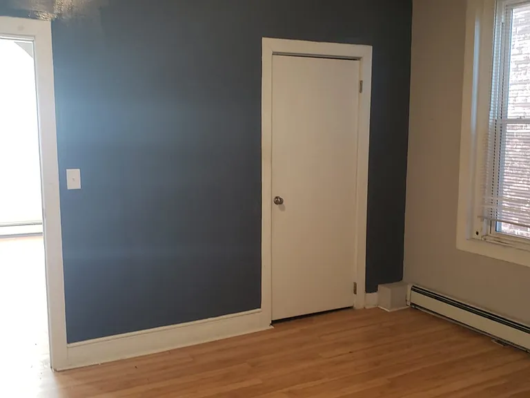 232 E Hanover St #3 — Photo 4