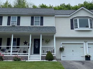 82 Castle Rd, Fitchburg, MA 01420