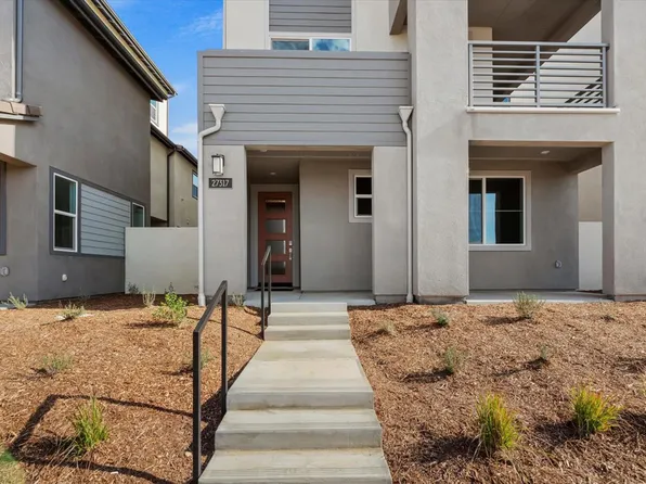27317 Maverick Pl, Valencia, CA 91381