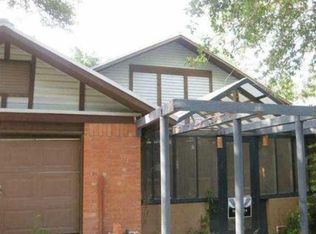 190 Creek Loop Rd, Bastrop, TX 78602