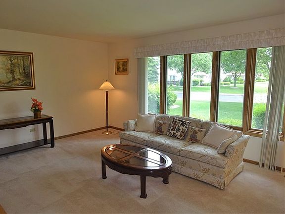 5th image of 10855 Minnesota Ct
