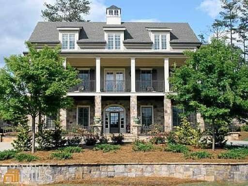2nd image of 302 Watermark Dr