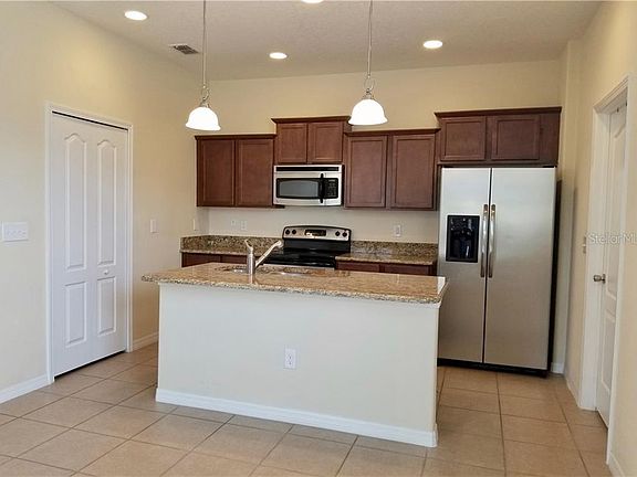5th image of 9147 Savannah Ainsley Ln