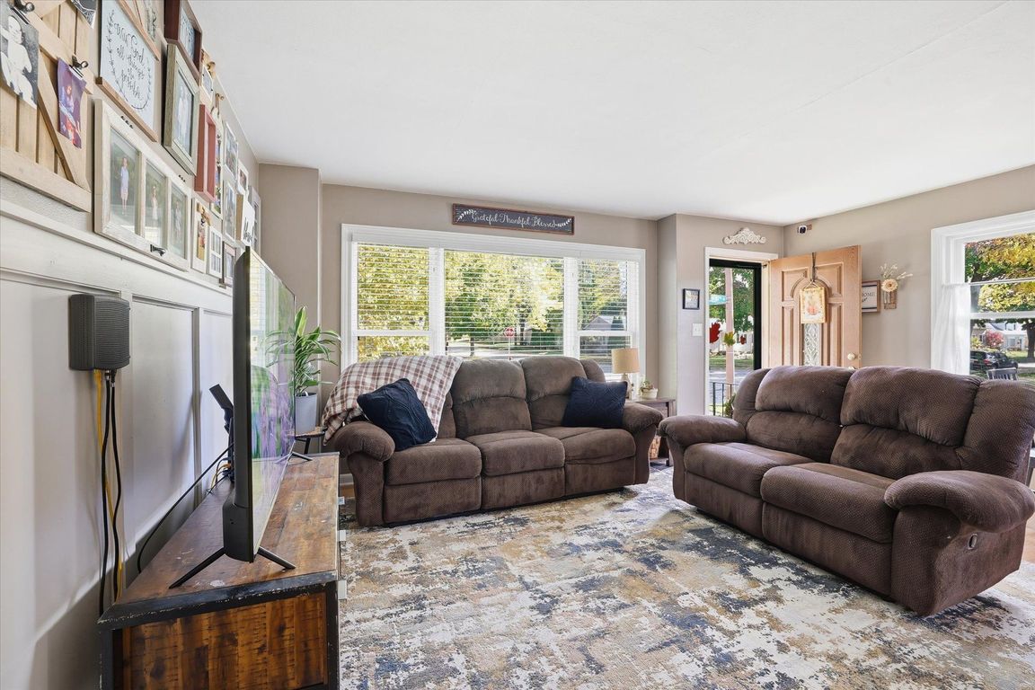 next background image