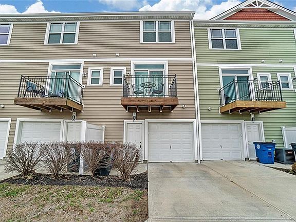 5th image of 65 Grady Ct