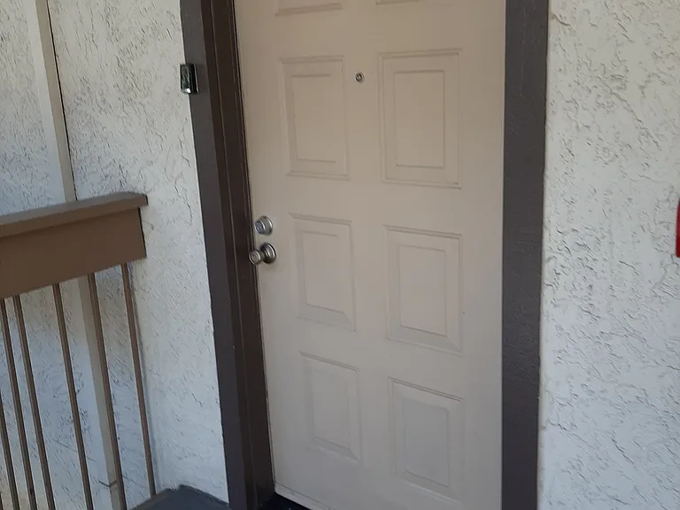 1222 S Villa Way — Photo 4