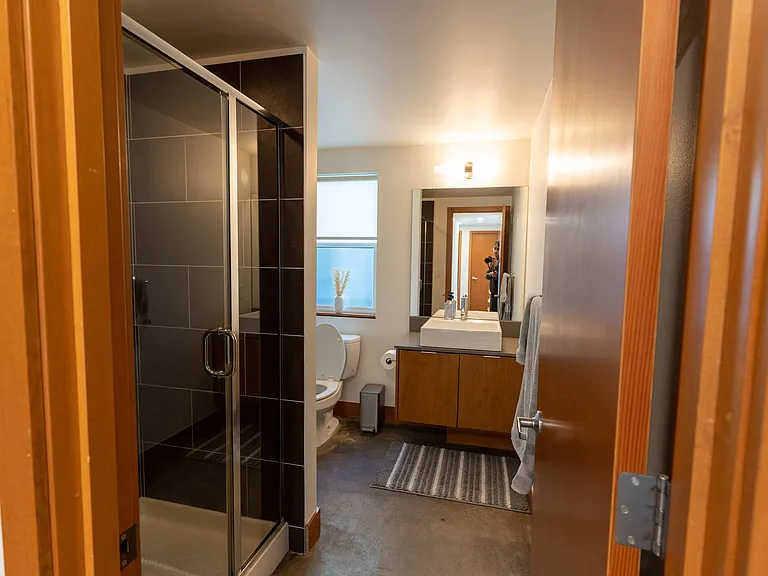 44th Ave SW — Photo 3