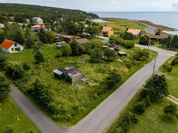 Tanner Ave, Lawrencetown, NS B2Z 1S6