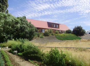 1122 S Carnahan Rd, King Hill, ID 83633