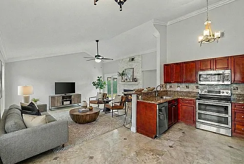 8411 Garden Gate Pl Photo 1