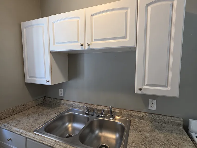 1415 S Quincy Ave — Photo 8